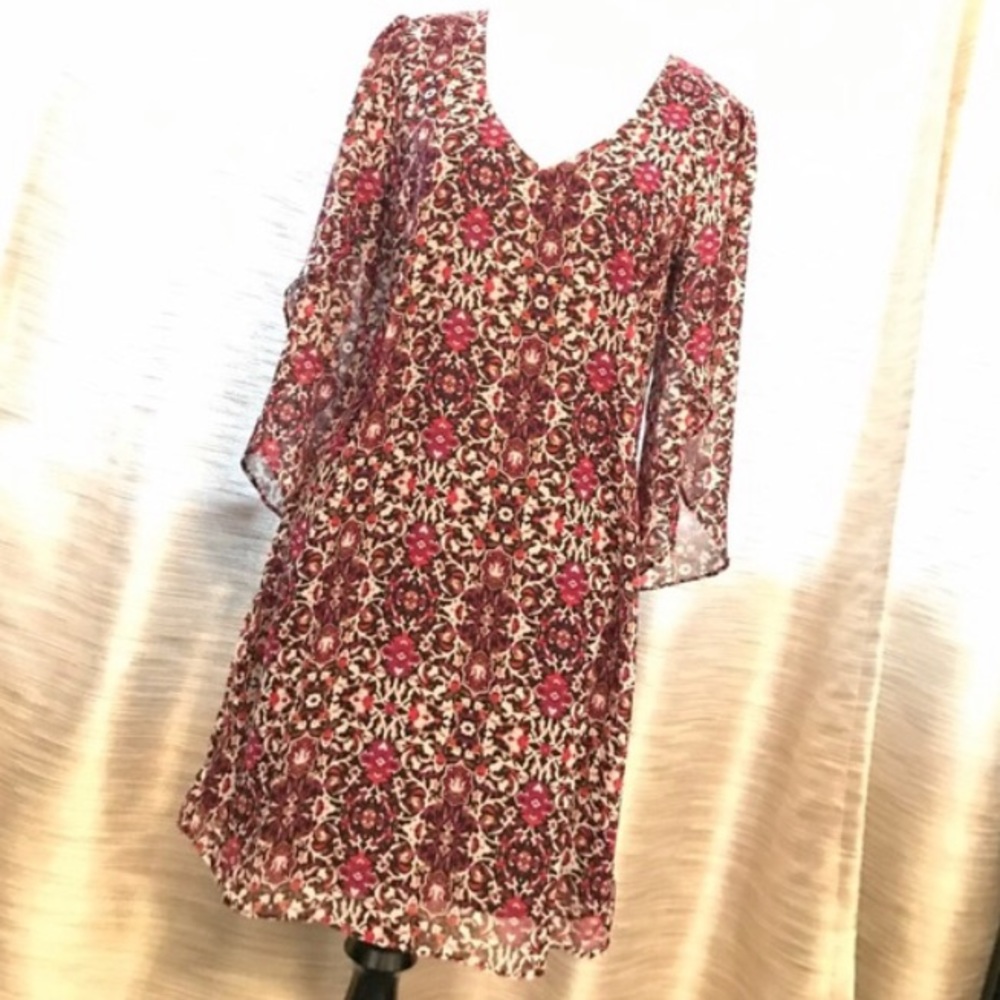 Emerald Sundae Bell Sleeve Dress